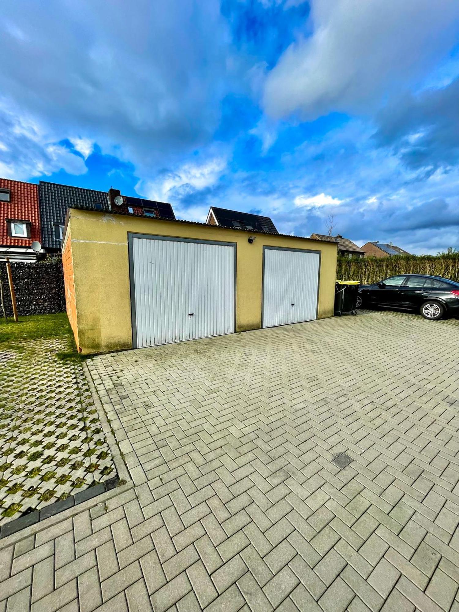 Ahaus: Stadtoase Mit Terrasse & Privater Garage Esterno foto